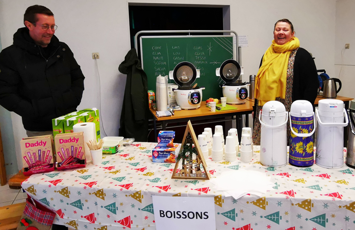 Boissons chaudes à la fête de Noël